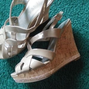 Guess Tan Wedges
